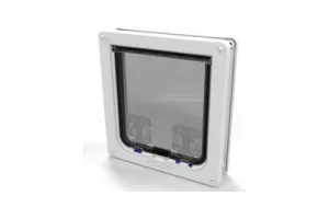 Cat Mate Kattenluik - Groot Kattenluik met 4-standen vergrendeling - 25,2 cm x 23,5 cm - UPVC/Metalen Deur, Muur, Houten Deur - Wit 221W