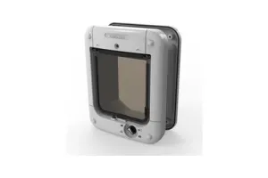 Cat Mate Vergrendelbaar Microchip Kattenluik - met 4-vergrendelingsstanden - 24,6 cm x 19,7 cm - Enkel of meervoudig glas, houten en UPVC/metalen deuren, wanden - Wit 360W