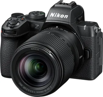 Nikon Z50 II + NIKKOR Z DX 18-140 VR Nikon Z50 II + NIKKOR Z DX 18-140 VR