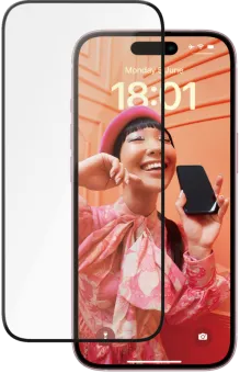 PanzerGlass Ultra-Wide Fit Apple iPhone 15 Screenprotector Ceramic