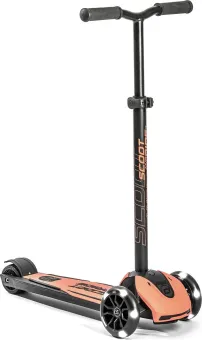 Scoot and Ride - Kindersteppen Highwaykick 5 LED - Buitenspeelgoed - Peach Scoot and Ride - Kindersteppen Highwaykick 5 LED - Buitenspeelgoed - Peach